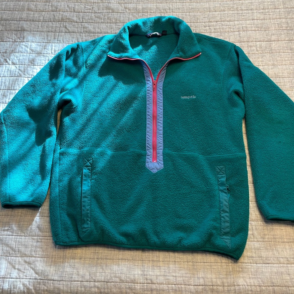 VINTAGE: Rare Patagonia women’s half-zip pullover sweater